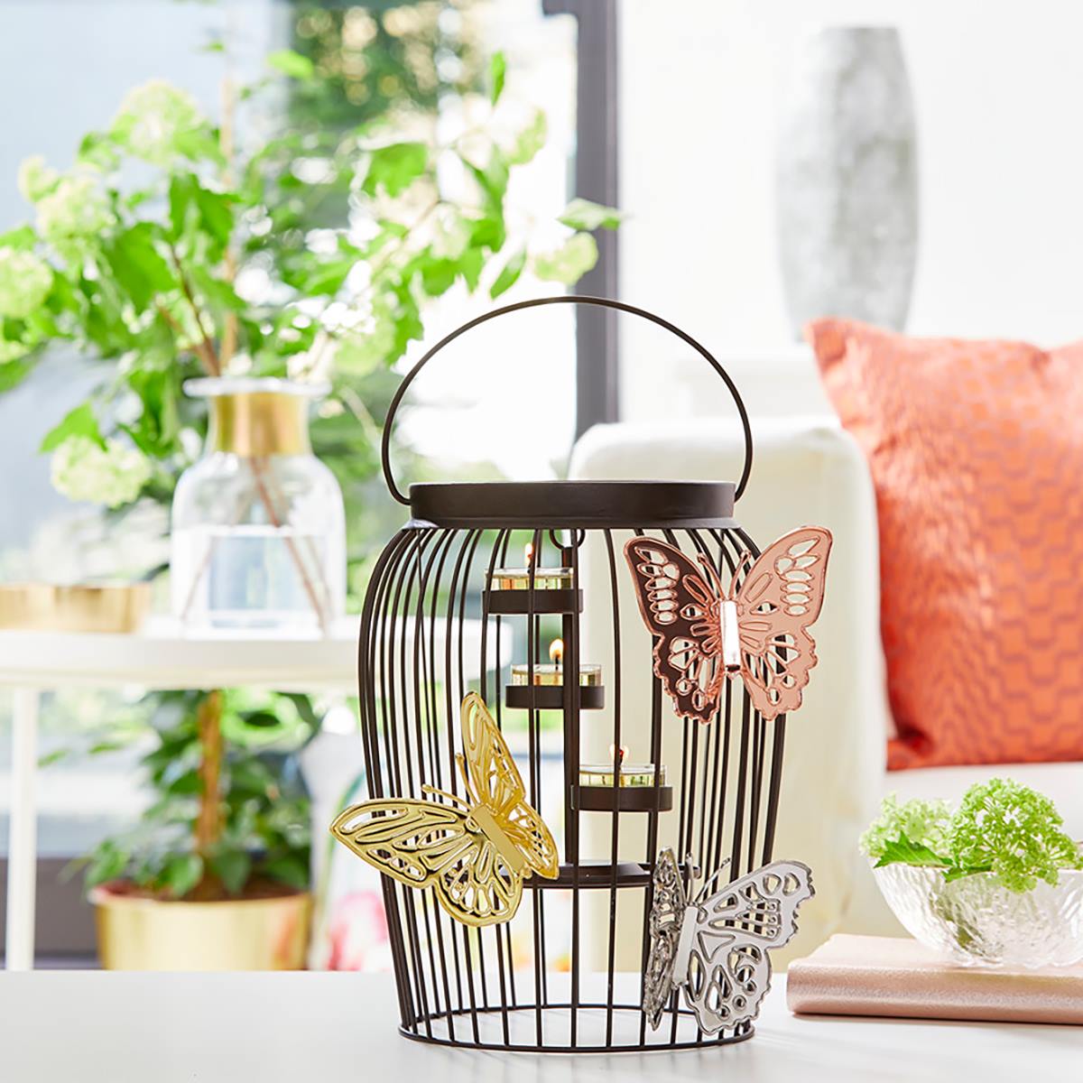 Curved Lantern - PartyLite US